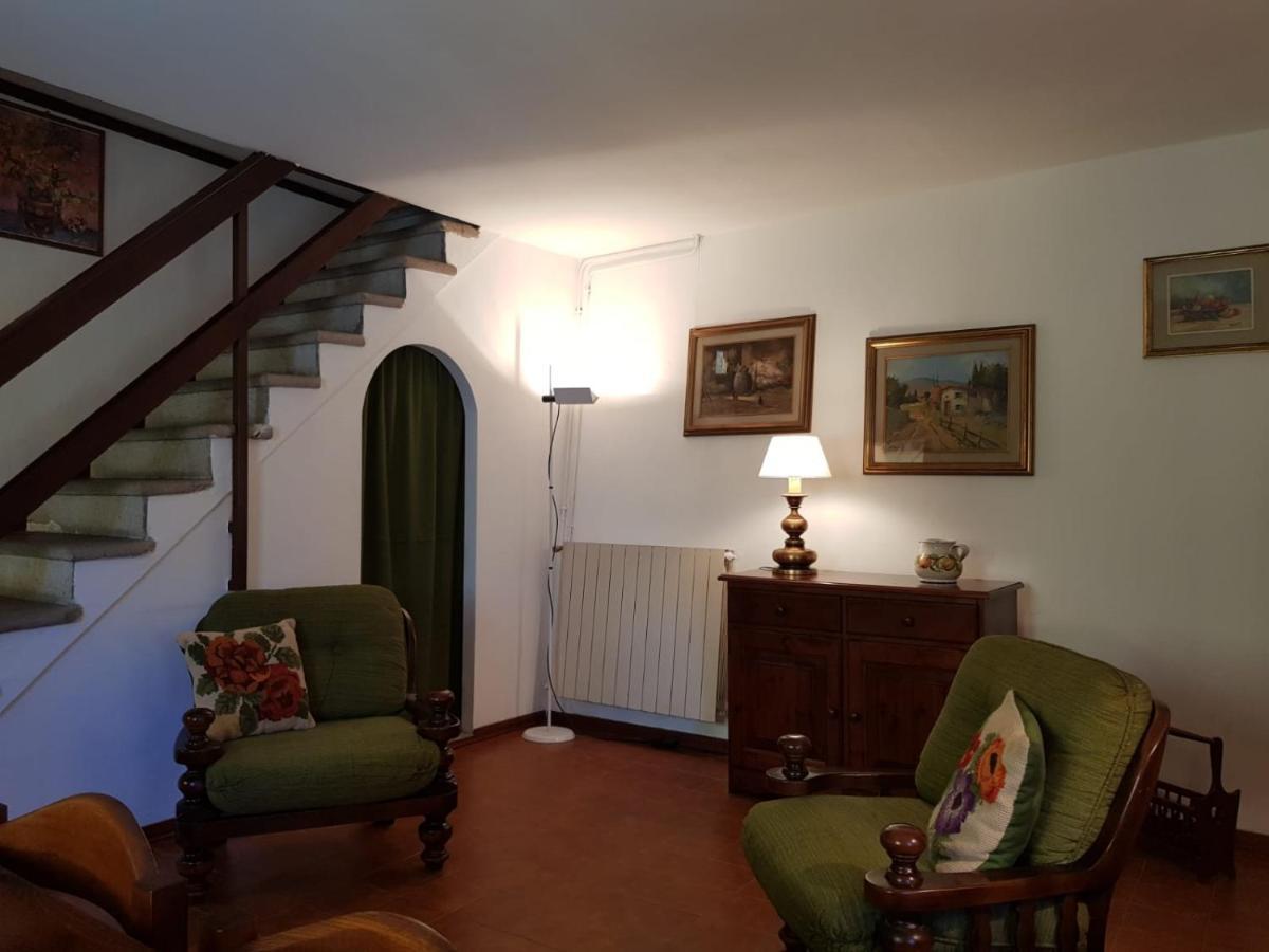 In Castello Apartment Castagneto Carducci Exterior photo
